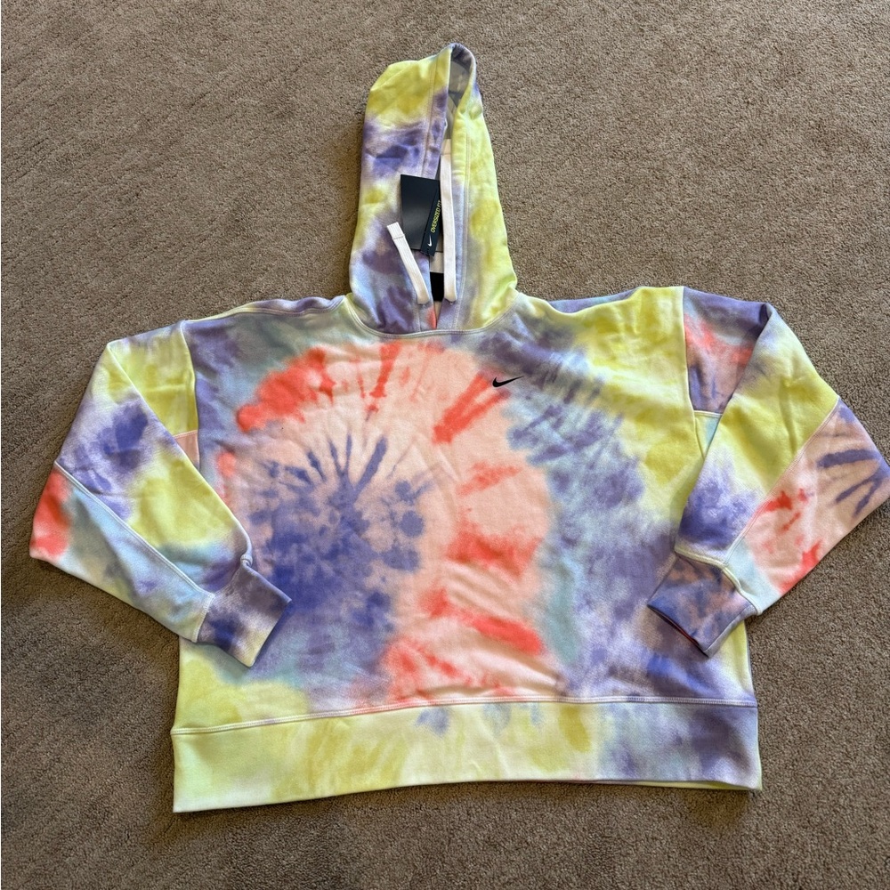 BNWT! Nike oversized tie dye hoodie size small